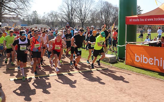 33. Forstenrieder Volkslauf 2019 am 30.03.2019  Start 10 km Lauf (Foto: Martin Schmitz)